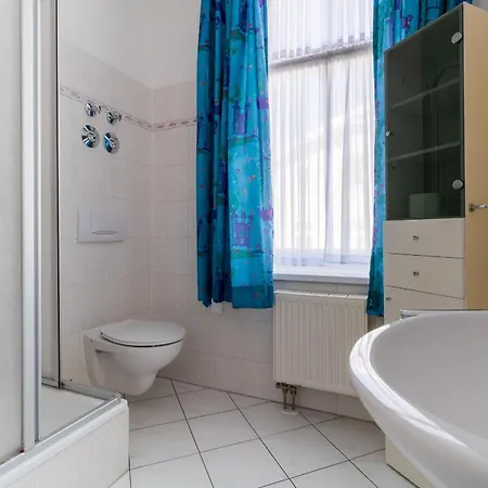 5 Eden Βίλα Binz