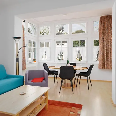 5 Eden Villa